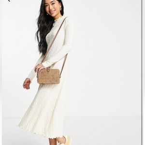 NWOT Urban revivo knit midi Dress in white